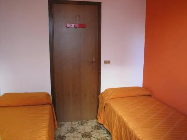 Residence Holiday מלון דירות בלריה-איגאה מרינה