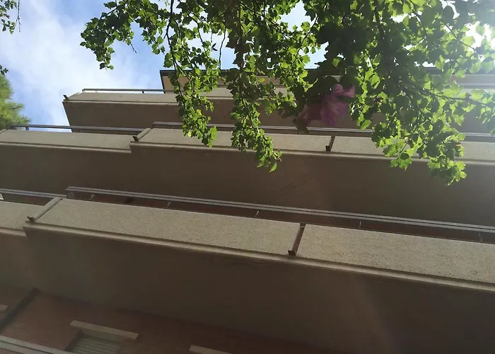 מלון דירות Residence Holiday 3*