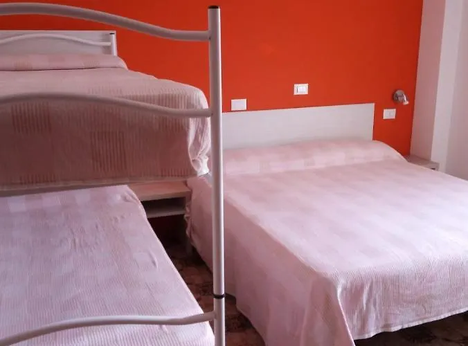 Residence Holiday 3* בלריה-איגאה מרינה